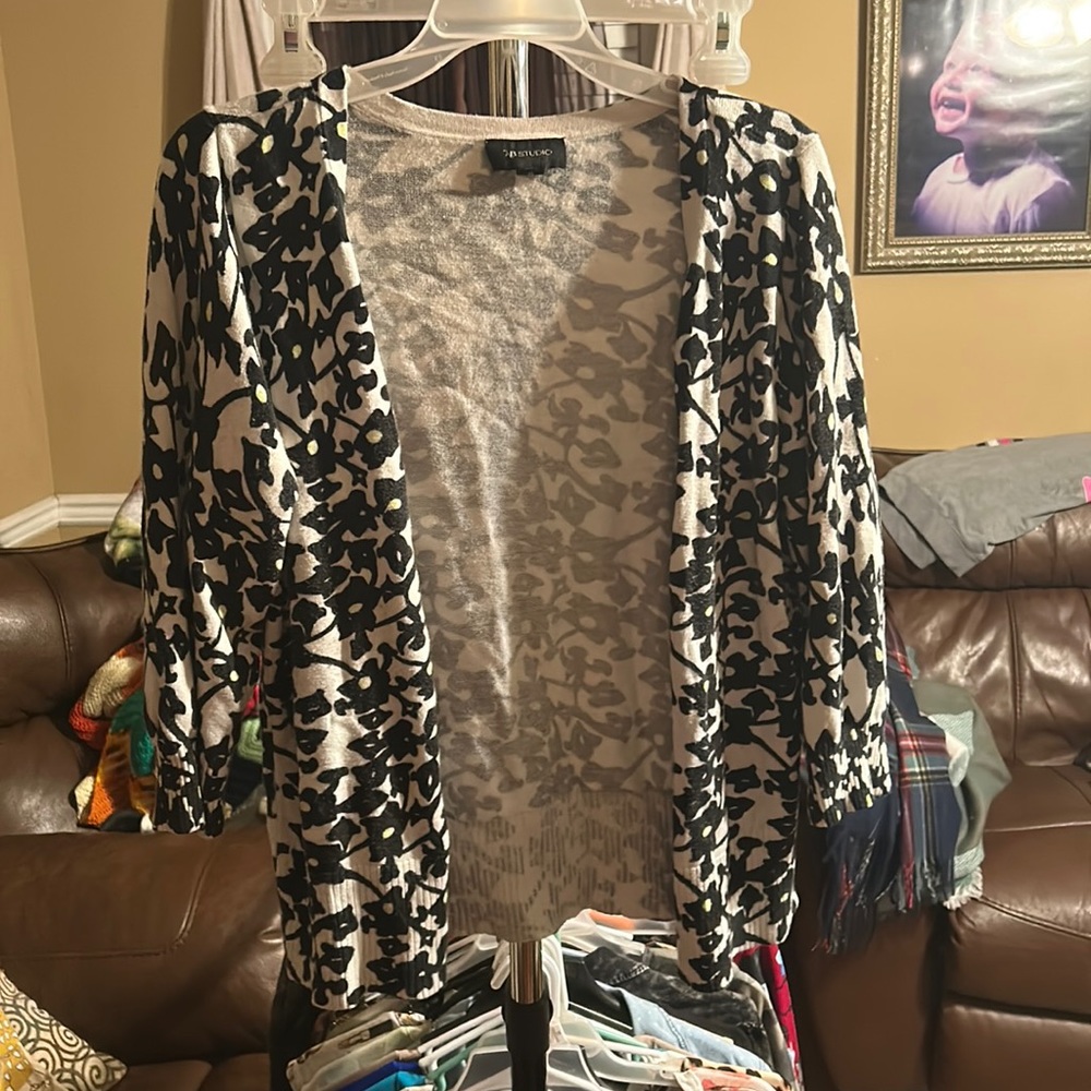 COPY - Women’s cardigan size extra large
